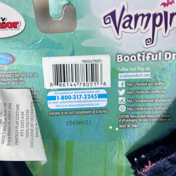 Girls Vampirina Costume Size 4-6X Bootiful Dress, Wings & Headband Glow In Dark - Picture 13 of 15